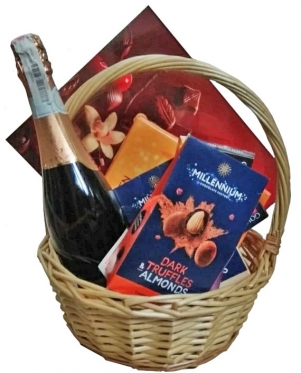 The Champagne & Chocolates Gift basket