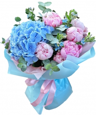 Гортензия и Розовые Пионы