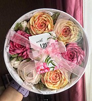 Delicious Zephyr Peonies gift box, 3 sizes image 0